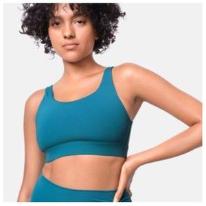 NWT Outdoor Voices sports bra with clasp back